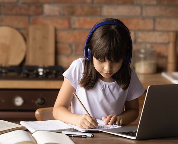 Kid Learning on Computer